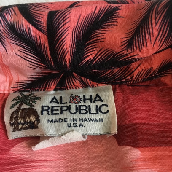 Aloha Republic Hawaiian Shirt Made in the USA - Picture 3 of 6